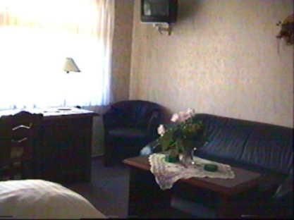 Hotel Restaurant Zur Krone Obersuhl Rum bild